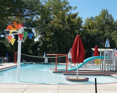<b>Linson</b> Splash Park, College Park— Great for Toddlers; Roger Carter Community Center, Ellicott City— Great. . Ellen linson pool